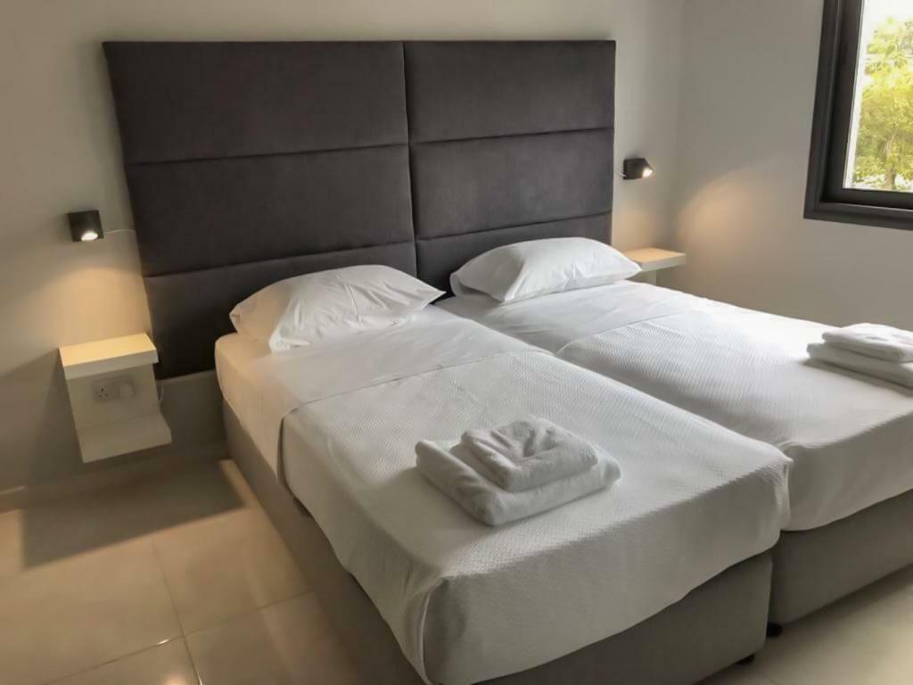 Mare Monte Seaview Boutique Apartment パ フォス エクステリア 写真
